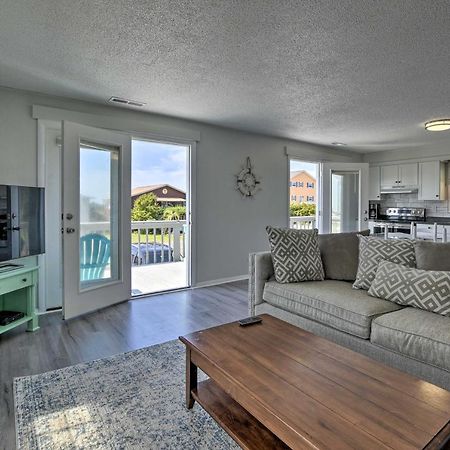 Oak Island Beach Abode With Deck Walk To Shore! Exterior photo