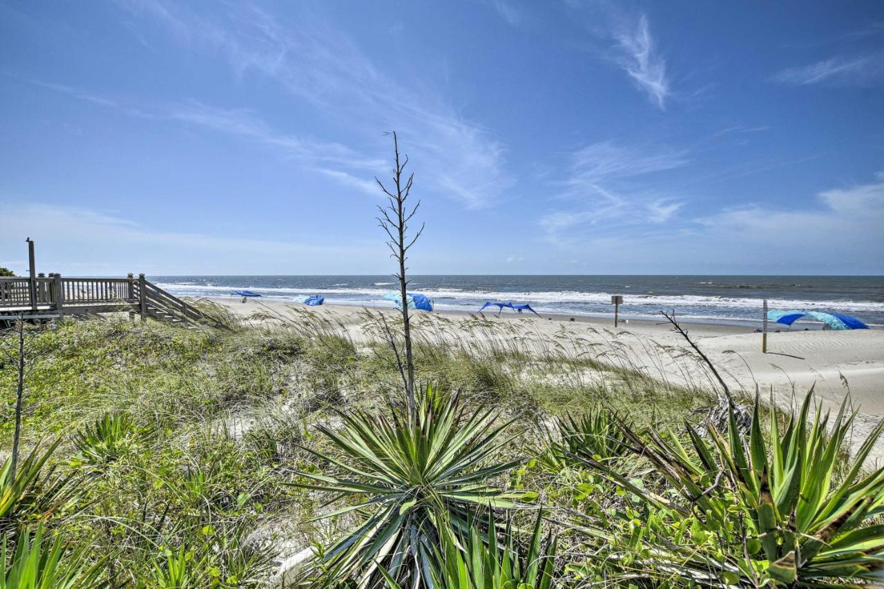 Oak Island Beach Abode With Deck Walk To Shore! Exterior photo