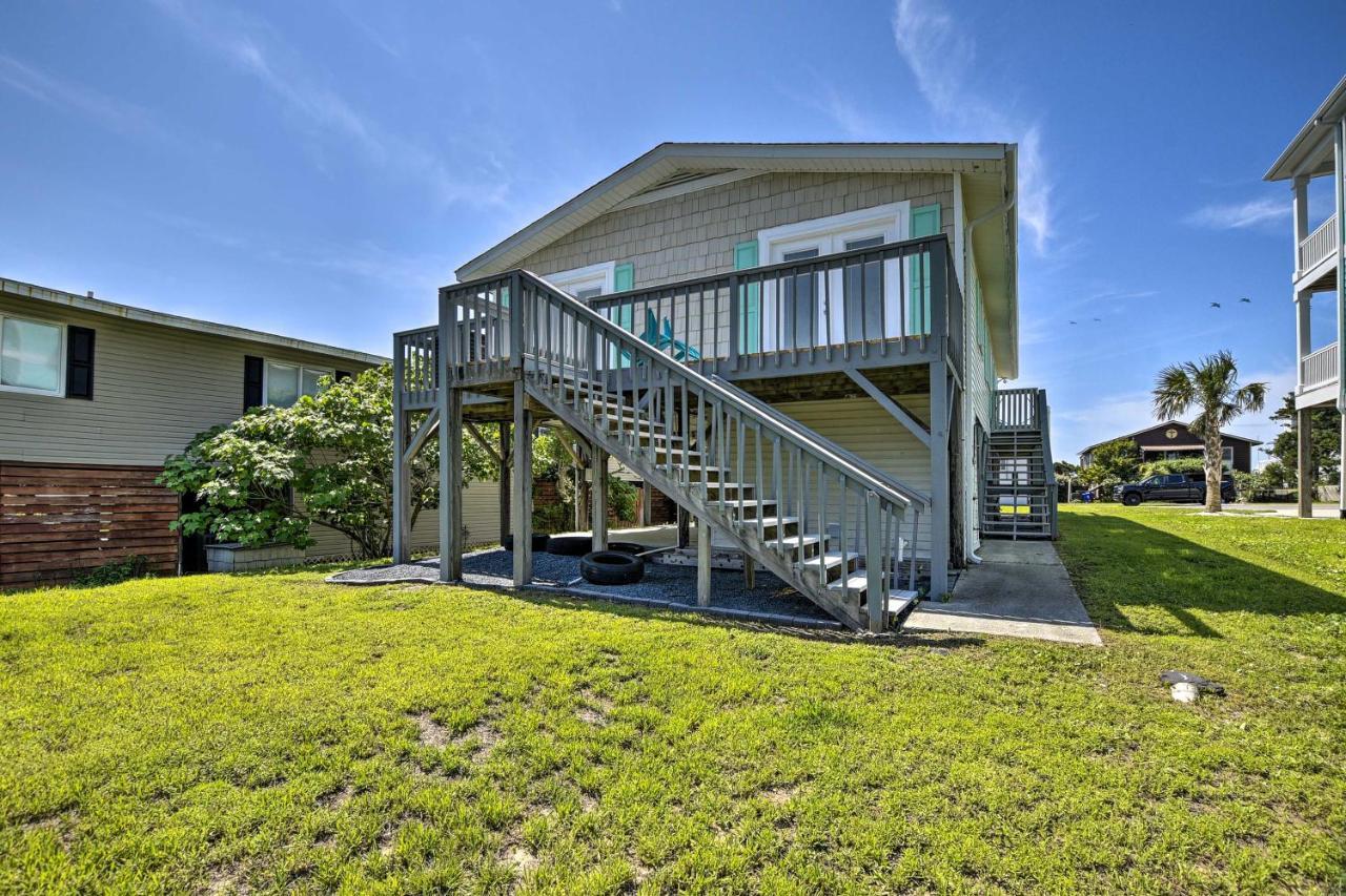 Oak Island Beach Abode With Deck Walk To Shore! Exterior photo